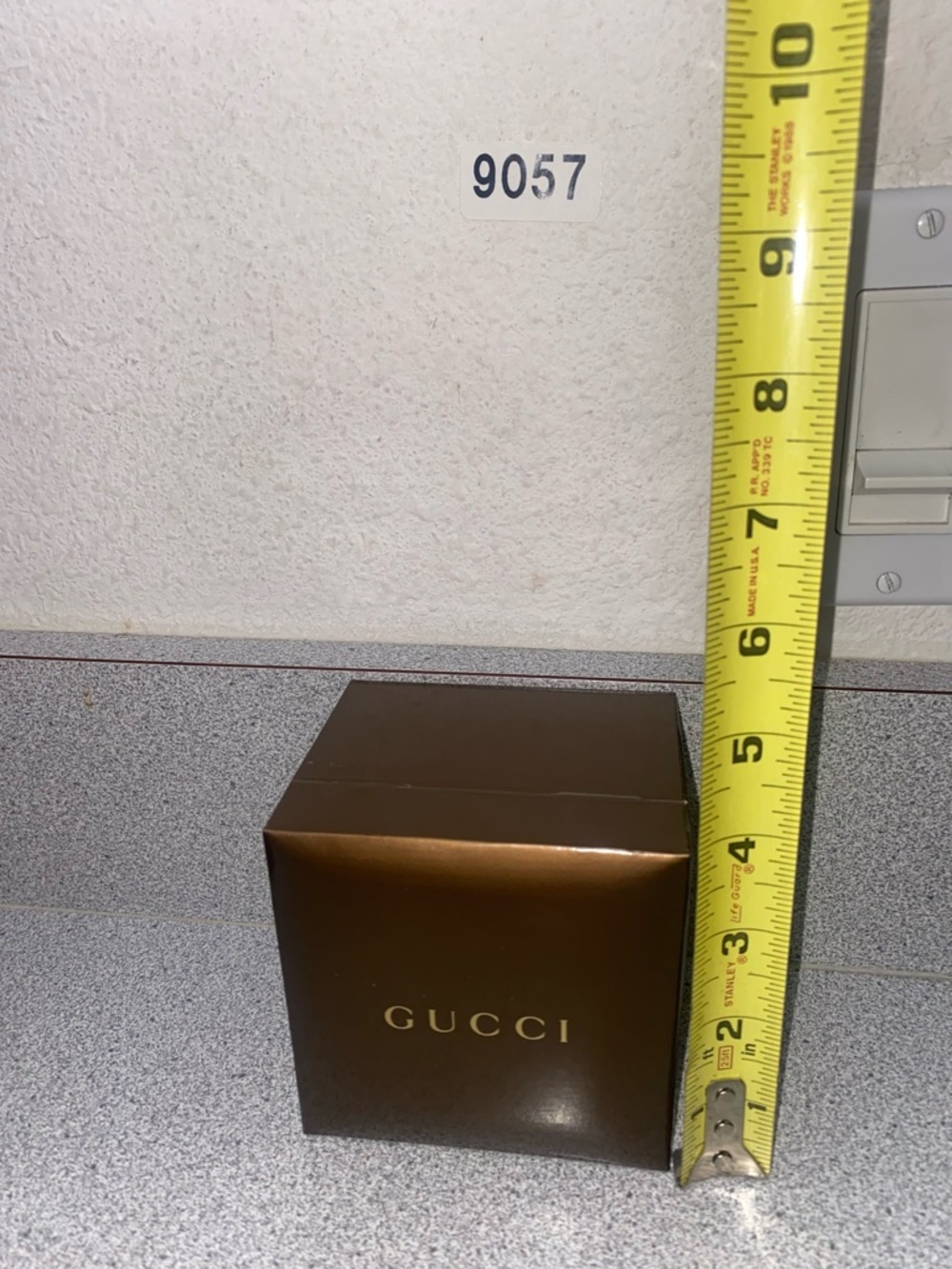 Gucci Brown and Gold Box Bundle EUC - 9057 - Picture 11 of 14